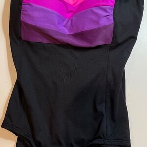 Gabar One Piece Swimsuit Size 16 C Cup Black/Fuchsia Colorblock EUC